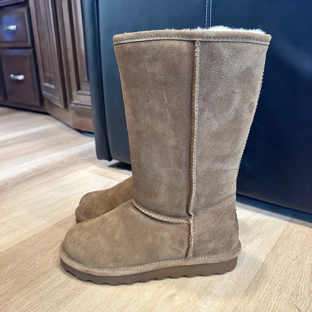 Bearpaw Elle Tall Wide Boots Women's 8 Hickory Brown Suede Sheepskin Cozy Casual